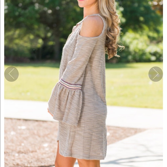 Dresses & Skirts - Never Worn Hayden dress